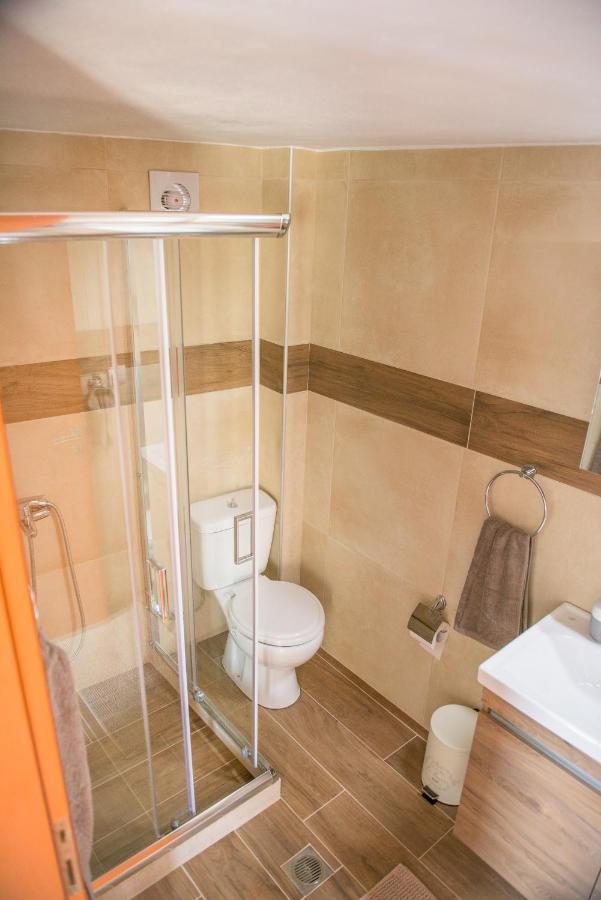 Elounda Square Home Bagian luar foto