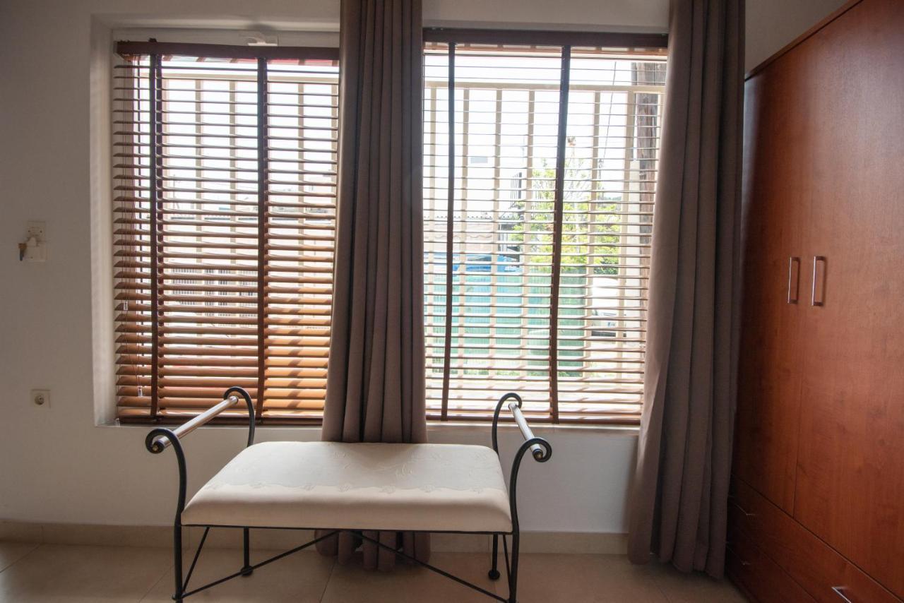 Elounda Square Home Bagian luar foto